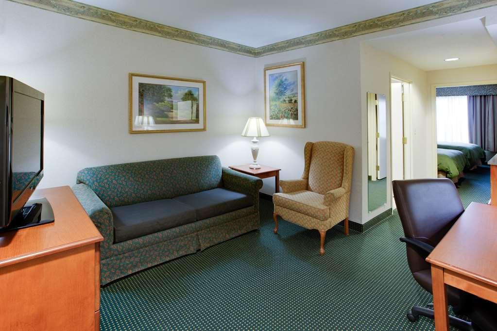 Country & By Radisson, 3*